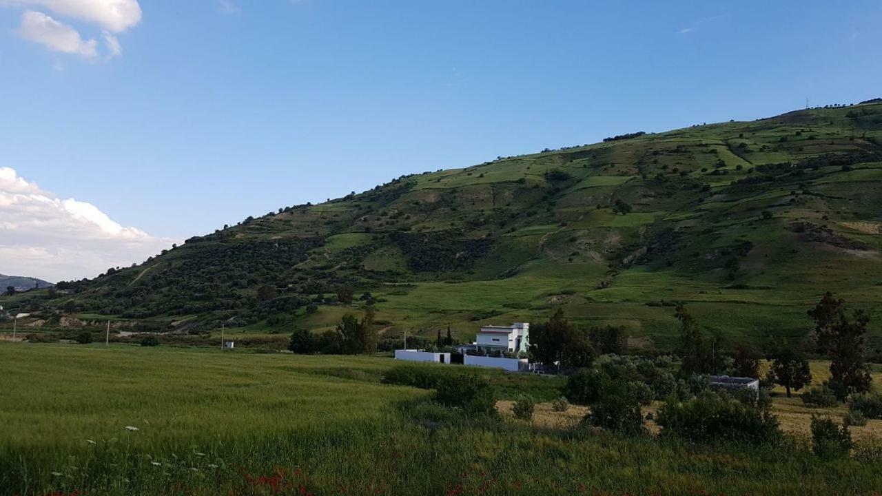 Belle Maison Au Coeur Des Montagnes De Taza A Moins De 10 Minutes De L'Agora Park Βίλα Εξωτερικό φωτογραφία